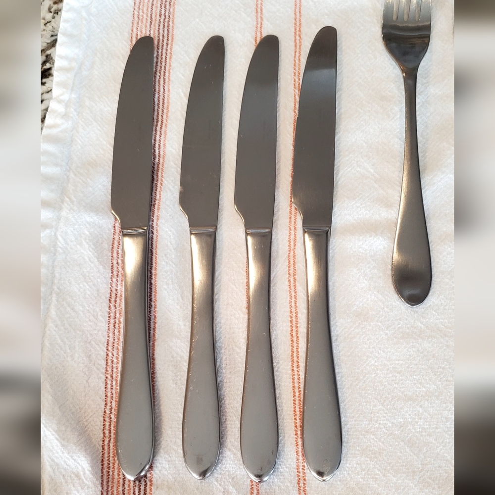 Robert Welch 8 Piece Set Meridian Brushed Satin 18/10 Stainless Flatware EUC - Picture 6 of 13